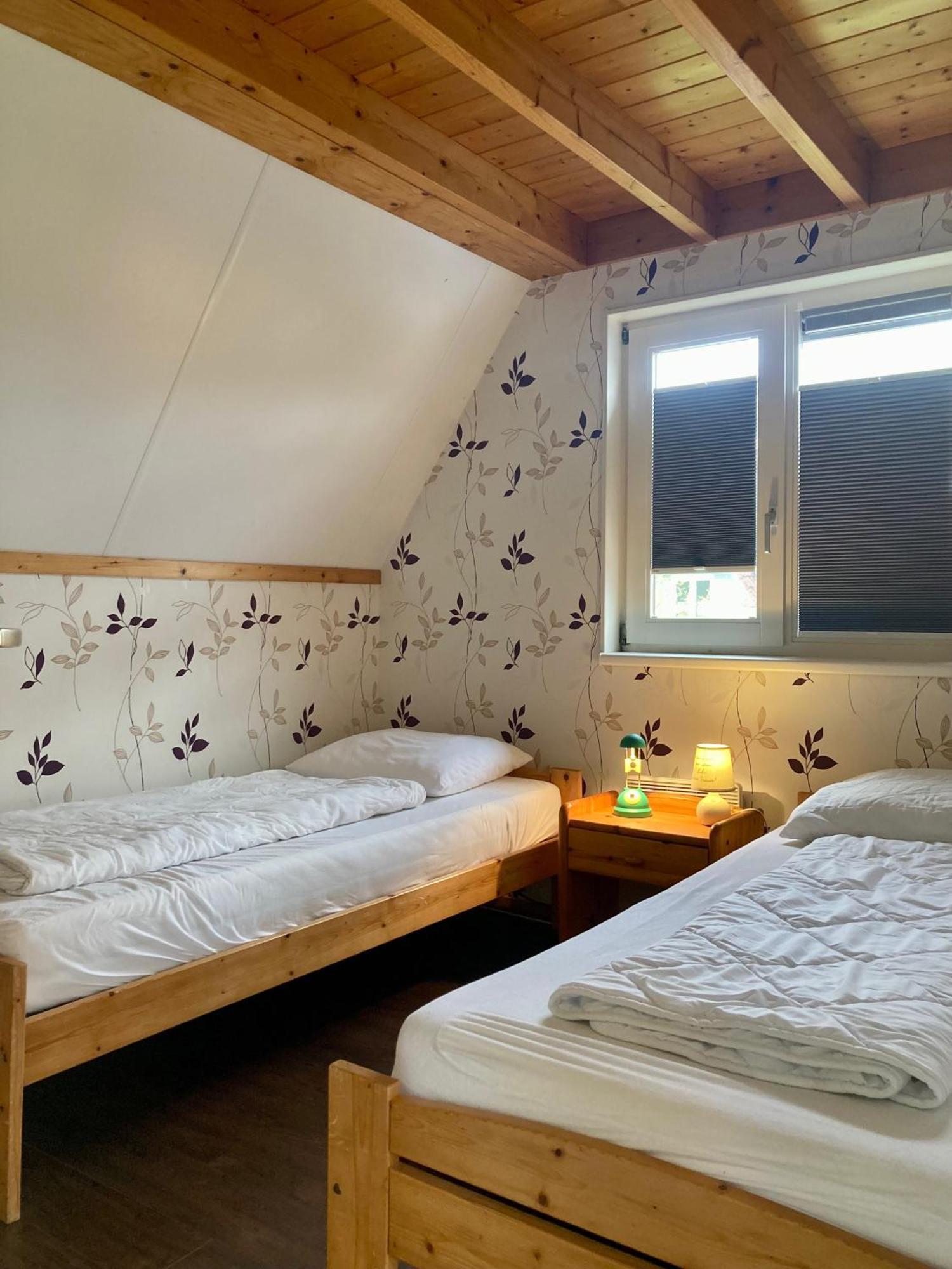 De Druif 6 Pers Holiday Home Close To The National Park Lauwersmeer Anjum Bagian luar foto