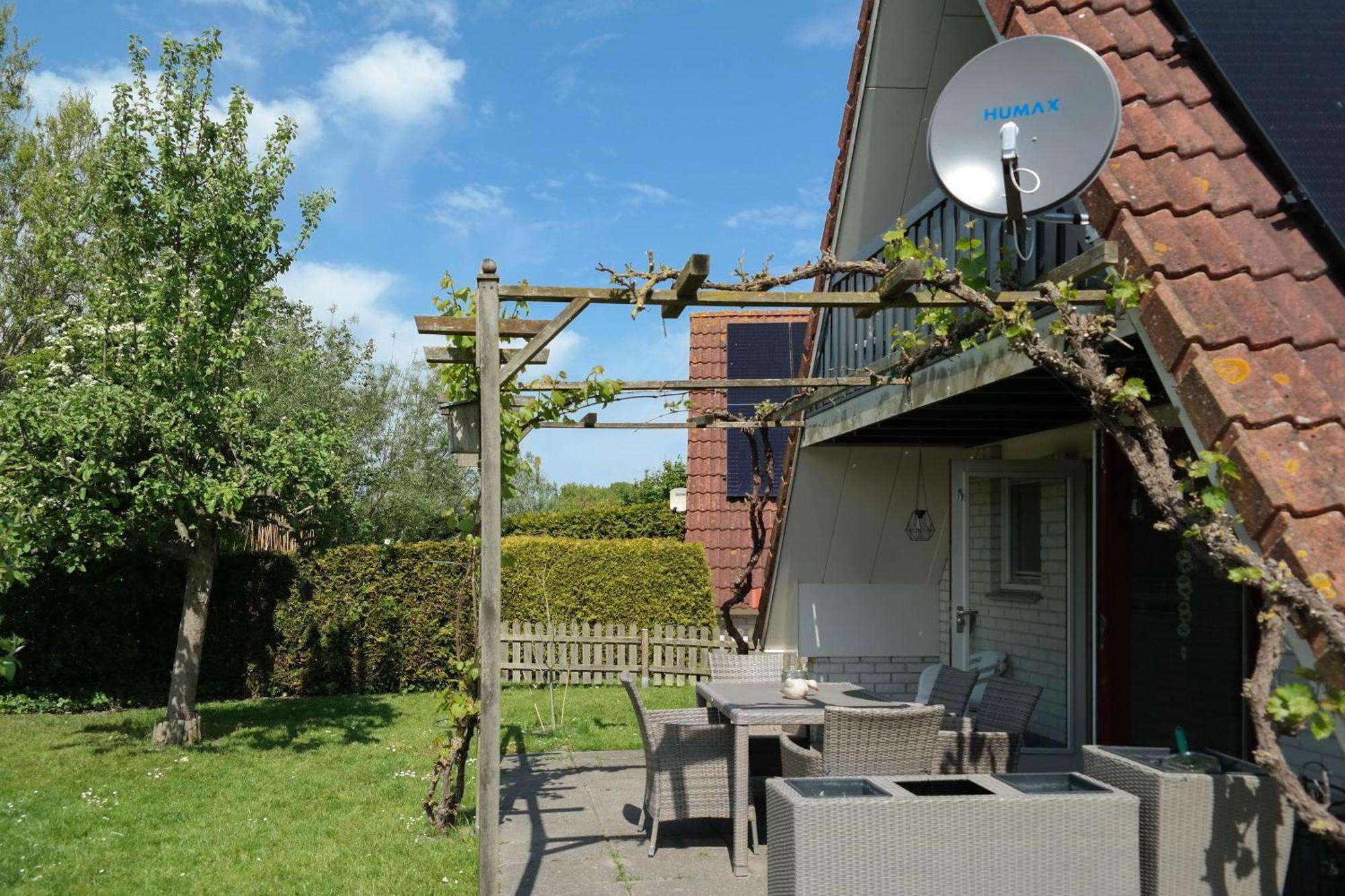 De Druif 6 Pers Holiday Home Close To The National Park Lauwersmeer Anjum Bagian luar foto